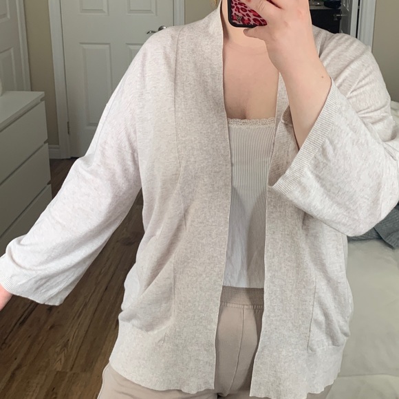 Babaton cardigan
